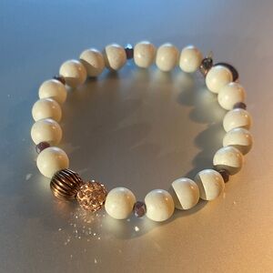 Erimish Cream stone and crystal ball 🔮 Gold Beaded Bracelet